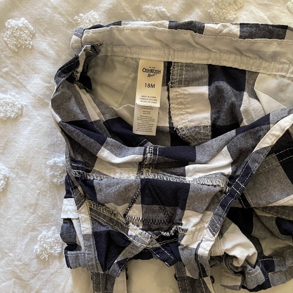 Oshkosh overalls checkered short blue and white. - Picture 5 of 6